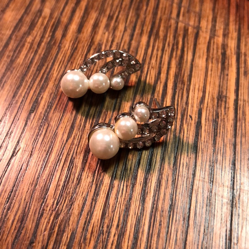 Faux pearl cocktail earrings